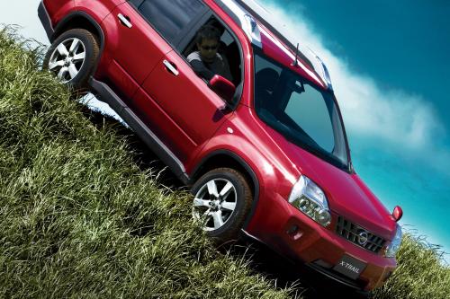 Nissan X-TRAIL 20GT (2009) - picture 1 of 8