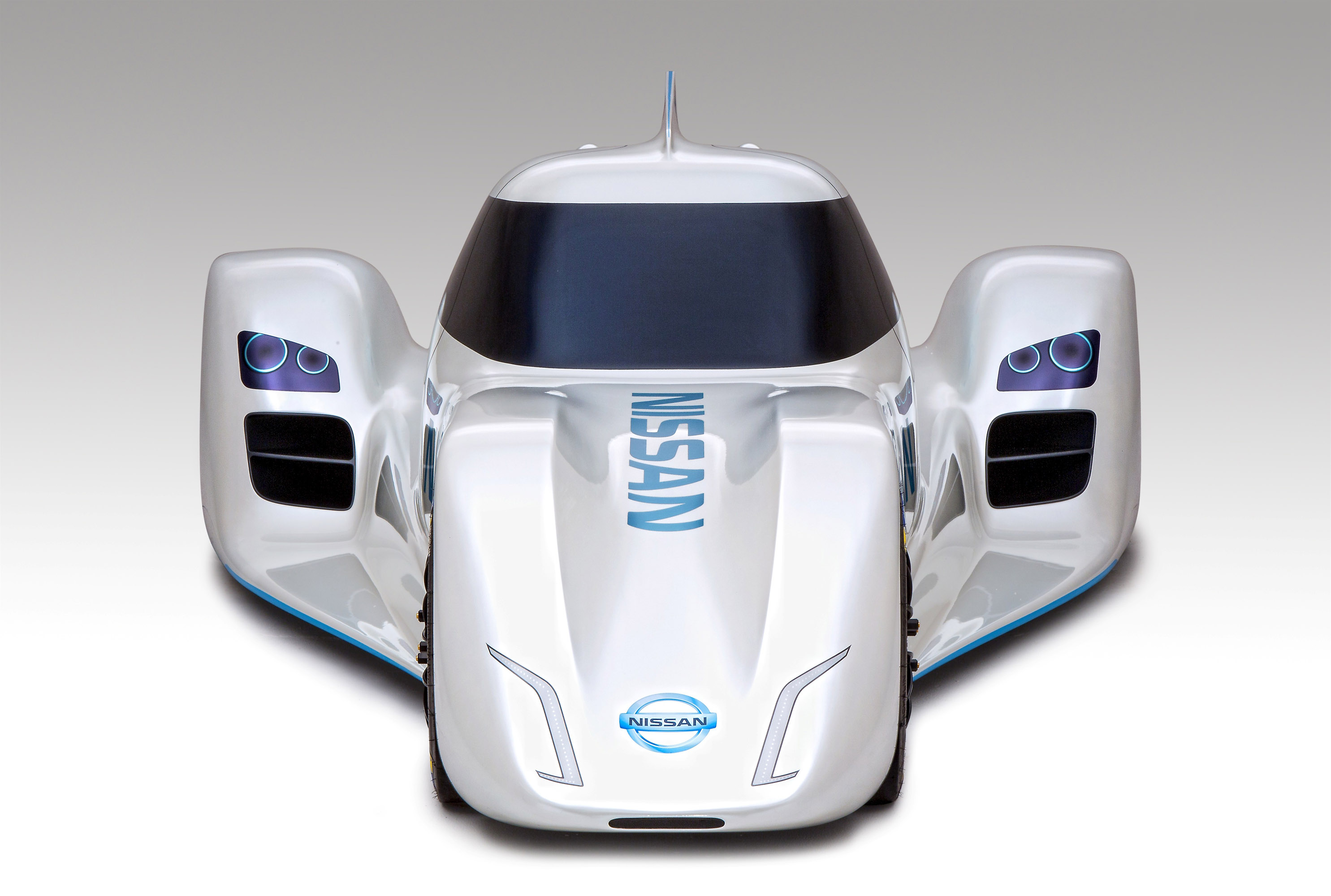 Nissan ZEOD RC