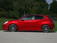 NOVITEC Alfa Romeo Giulietta (2011) - picture 8 of 21