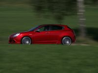 NOVITEC Alfa Romeo Giulietta (2011) - picture 10 of 21