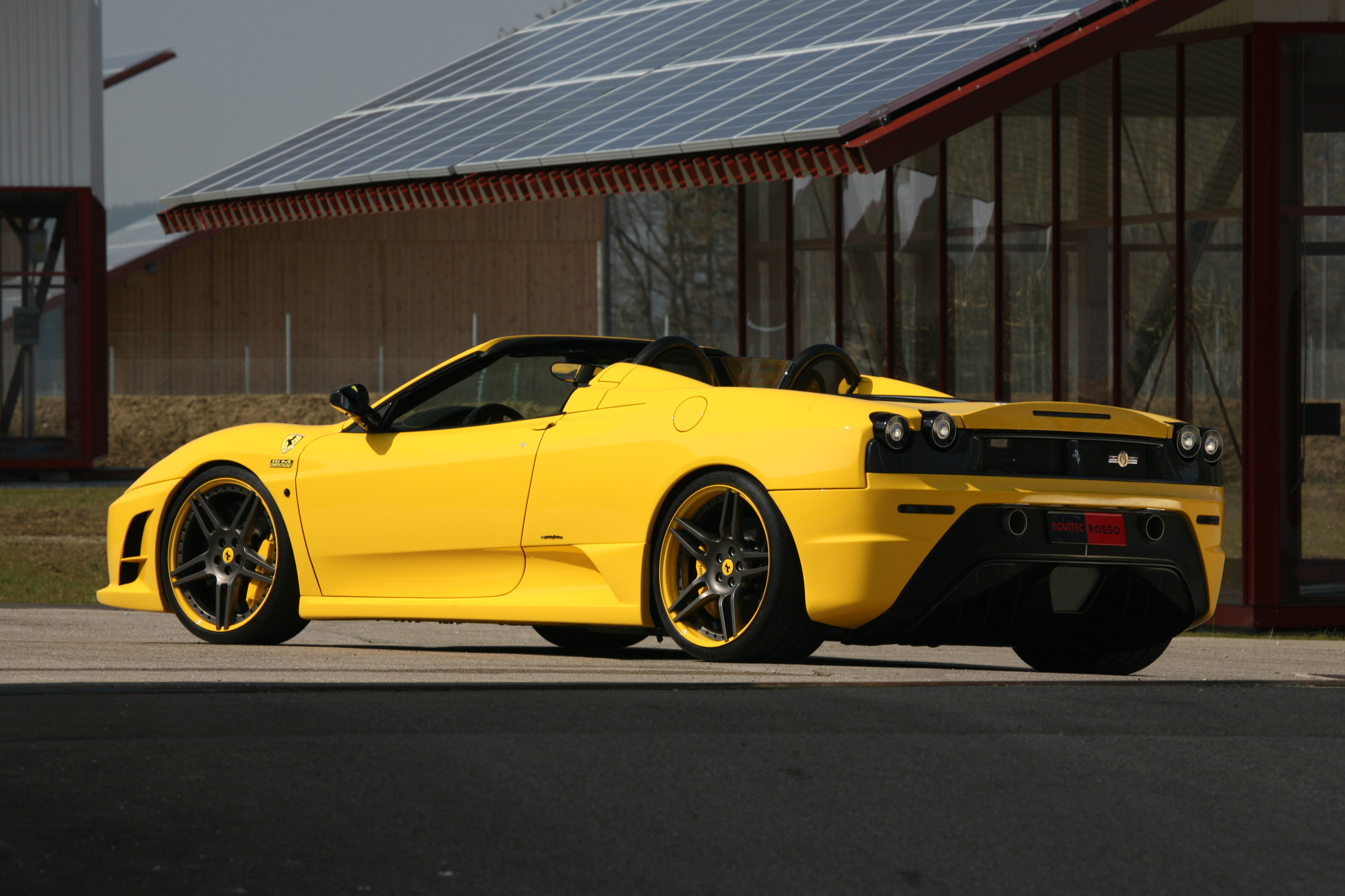 NOVITEC ROSSO Ferrari Scuderia Spider 16M