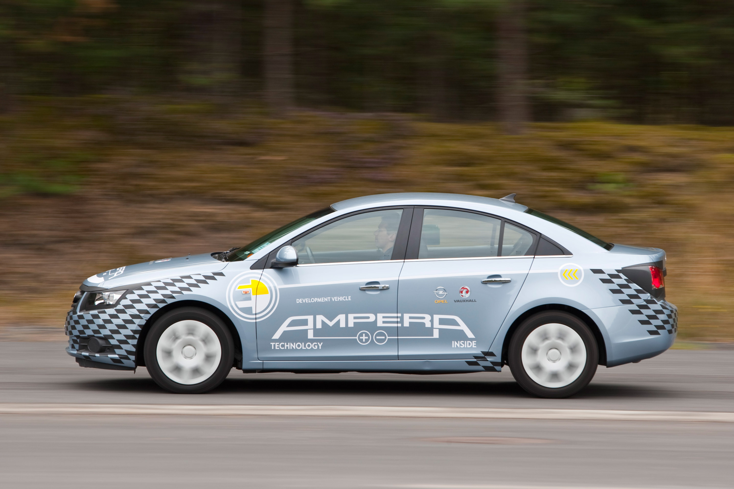 Opel Ampera at the test track