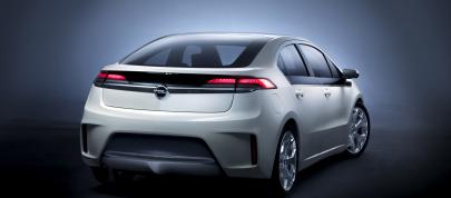 Opel Ampera (2011) - picture 7 of 24