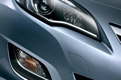 Opel Astra (2010) - picture 9 of 25