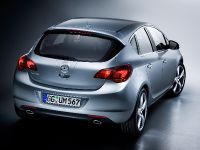 Opel Astra (2010) - picture 2 of 25
