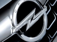 Opel Astra (2010) - picture 5 of 25