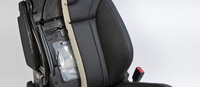 Opel Astra J OPC (2012) - picture 12 of 12