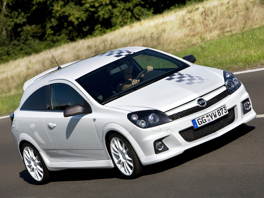 Opel Astra OPC Nurburgring