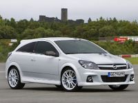 Opel Astra OPC Nürburgring (2008) - picture 1 of 3