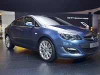 Opel Astra Sedan Moscow (2012) - picture 2 of 9