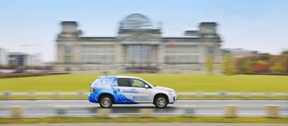 Opel HydroGen4 (2008) - picture 4 of 12