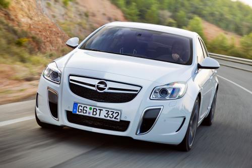 Opel Insignia OPC (2009) - picture 1 of 21