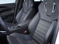 Opel Insignia OPC (2009) - picture 14 of 21