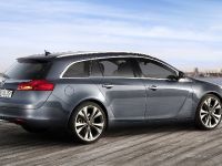 Opel Insignia Sports Tourer (2009) - picture 4 of 5