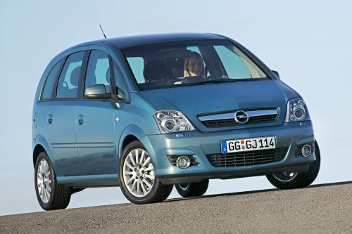 Opel Meriva (2008) - picture 8 of 15