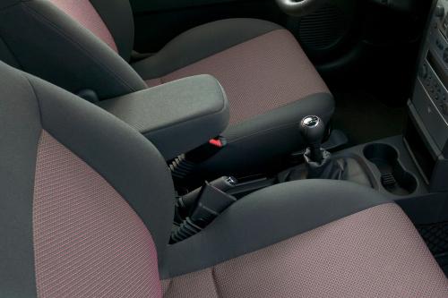 Opel Meriva (2008) - picture 9 of 15