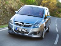 Opel Zafira (2008) - picture 3 of 12
