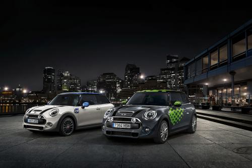 Original MINI Accessories (2014) - picture 1 of 43