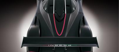 Pagani Zonda R (2009) - picture 15 of 16