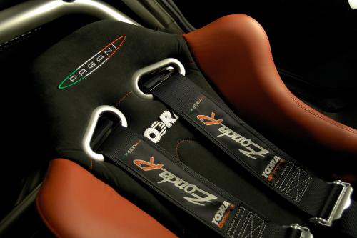 Pagani Zonda R (2009) - picture 9 of 16