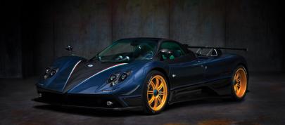 Pagani Zonda Tricolore (2010) - picture 4 of 12