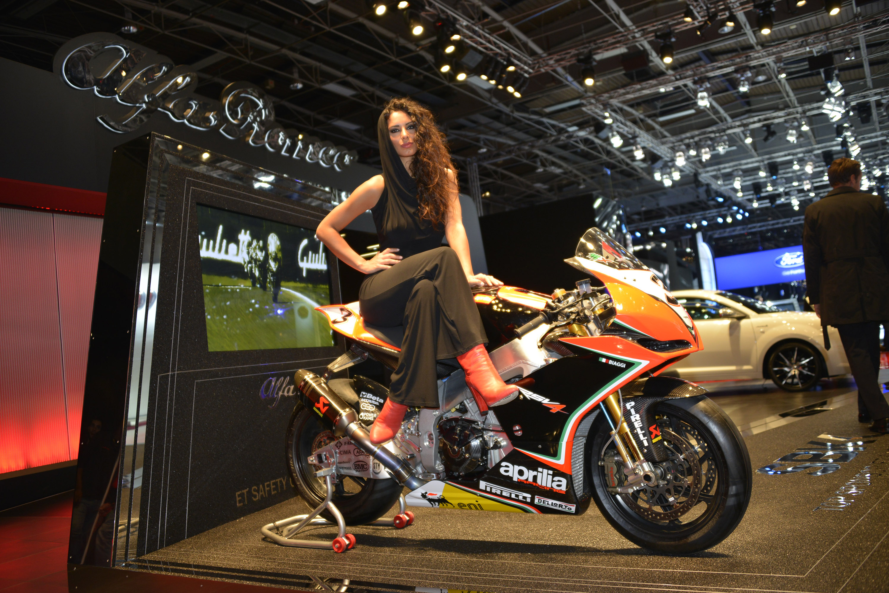 Paris Motor Show Girls