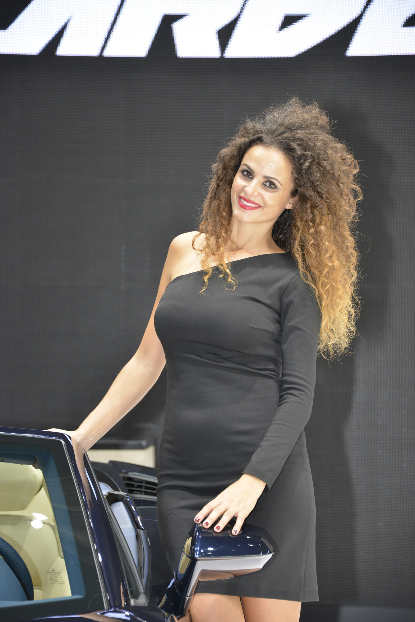 Paris Motor Show Girls