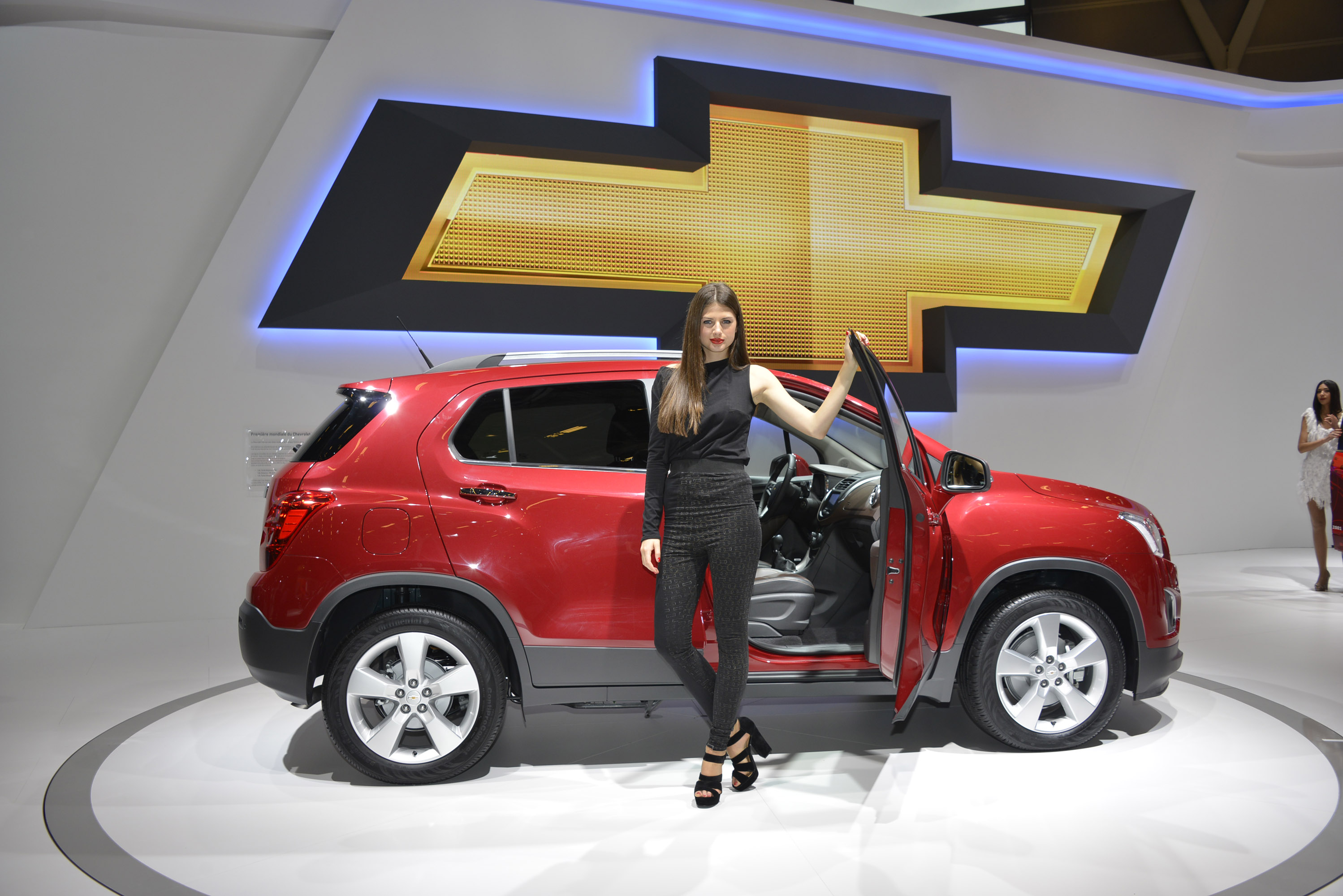 Paris Motor Show Girls