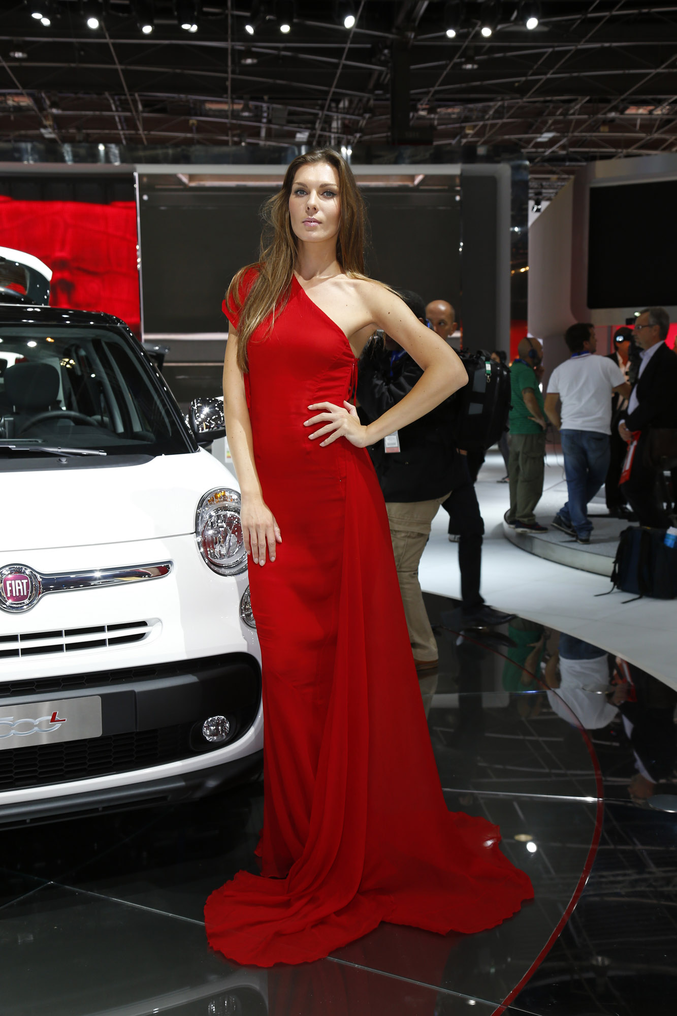 Paris Motor Show Girls