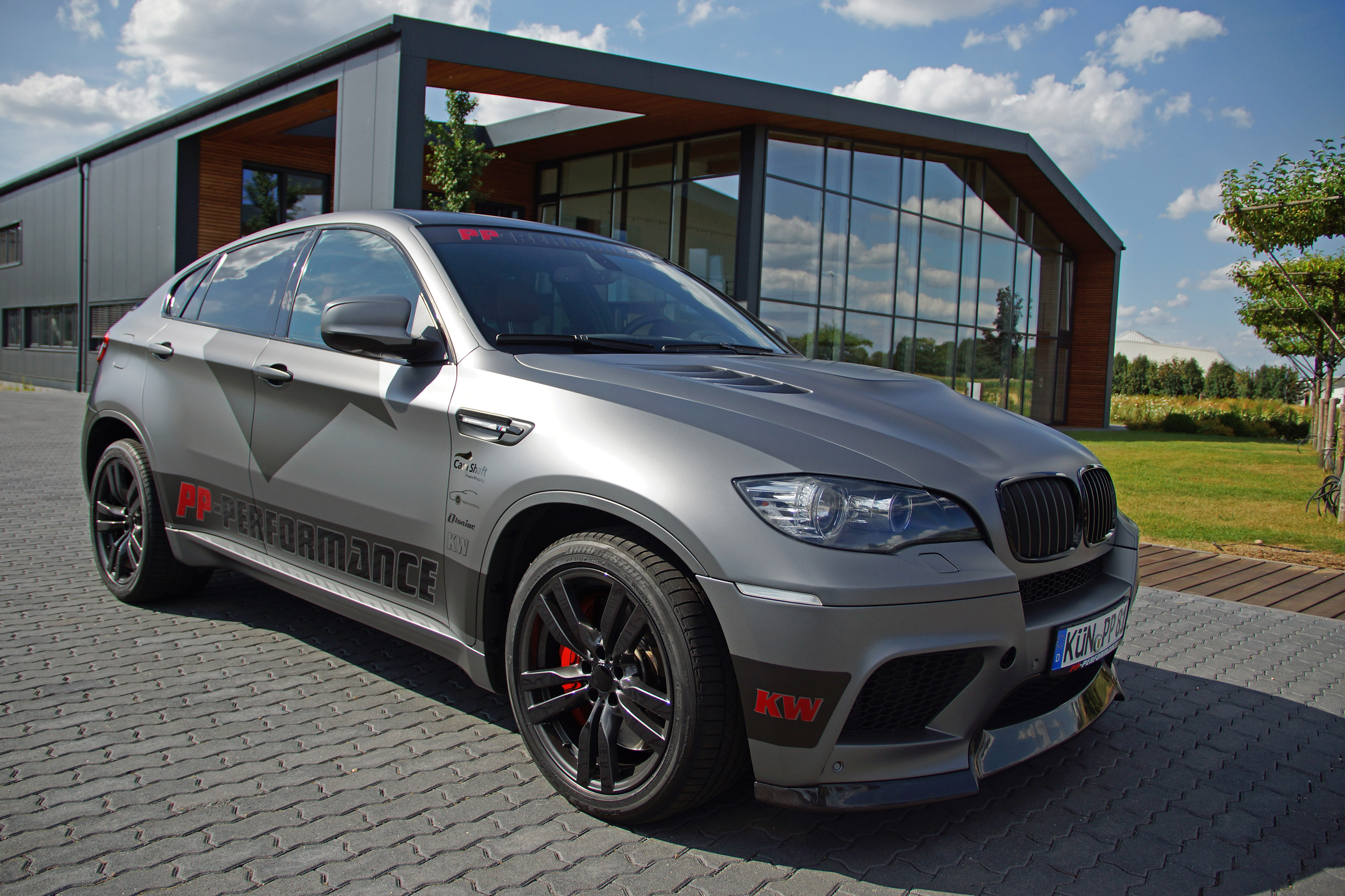 Performance and Cam Shaft BMW X6 M