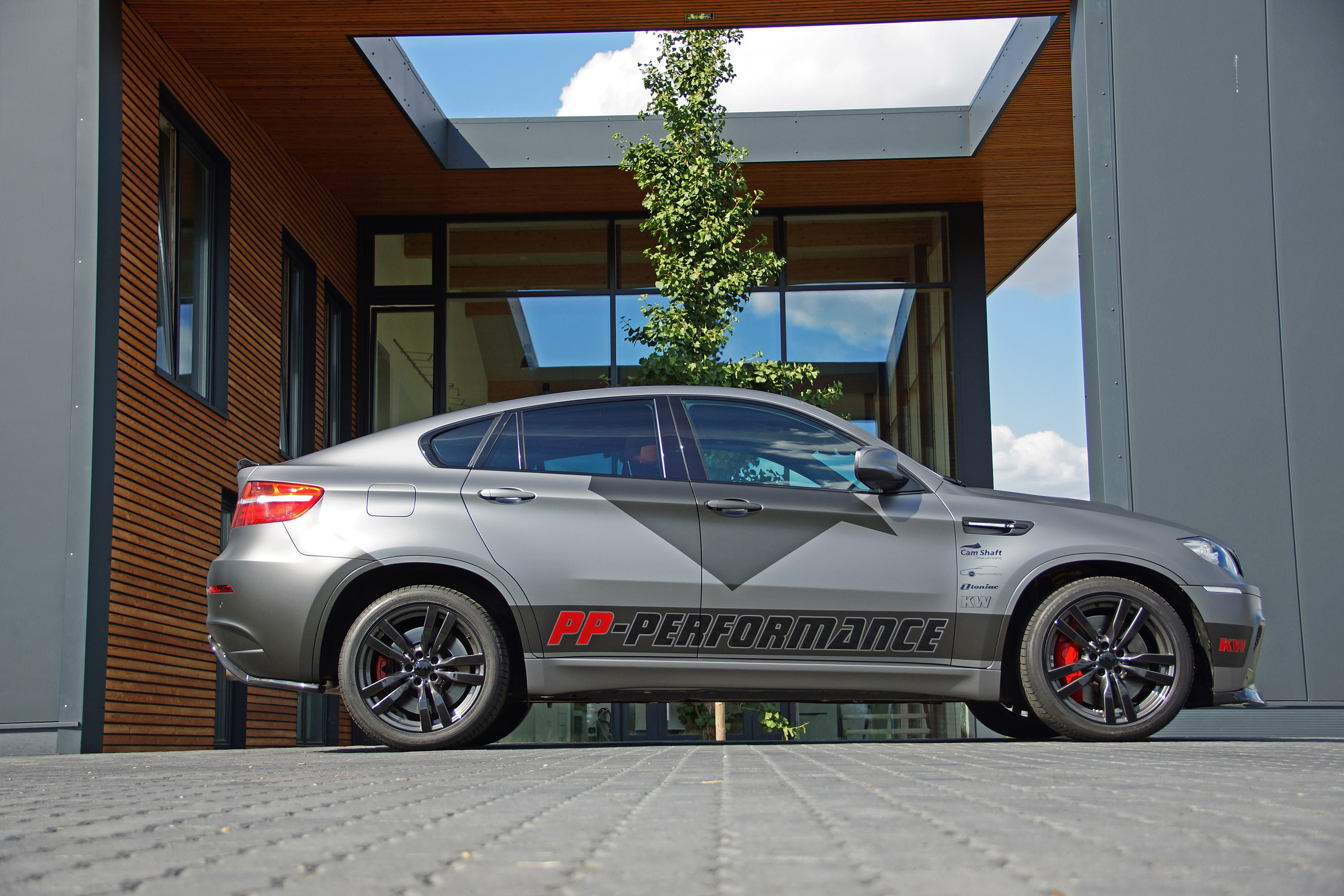 Performance and Cam Shaft BMW X6 M