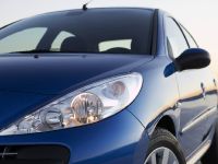 Peugeot 206 Plus (2009) - picture 13 of 21