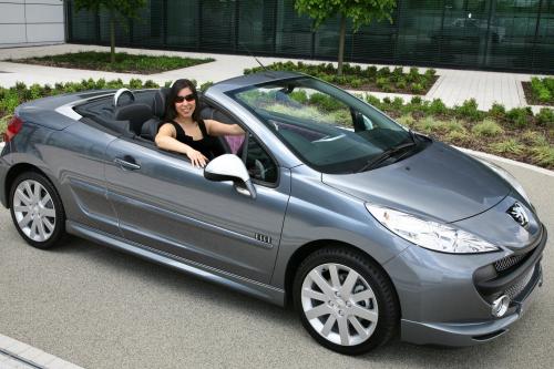 Peugeot 207 CC Elle (2008) - picture 1 of 8