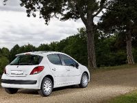 Peugeot 207 Economique (2009) - picture 5 of 10