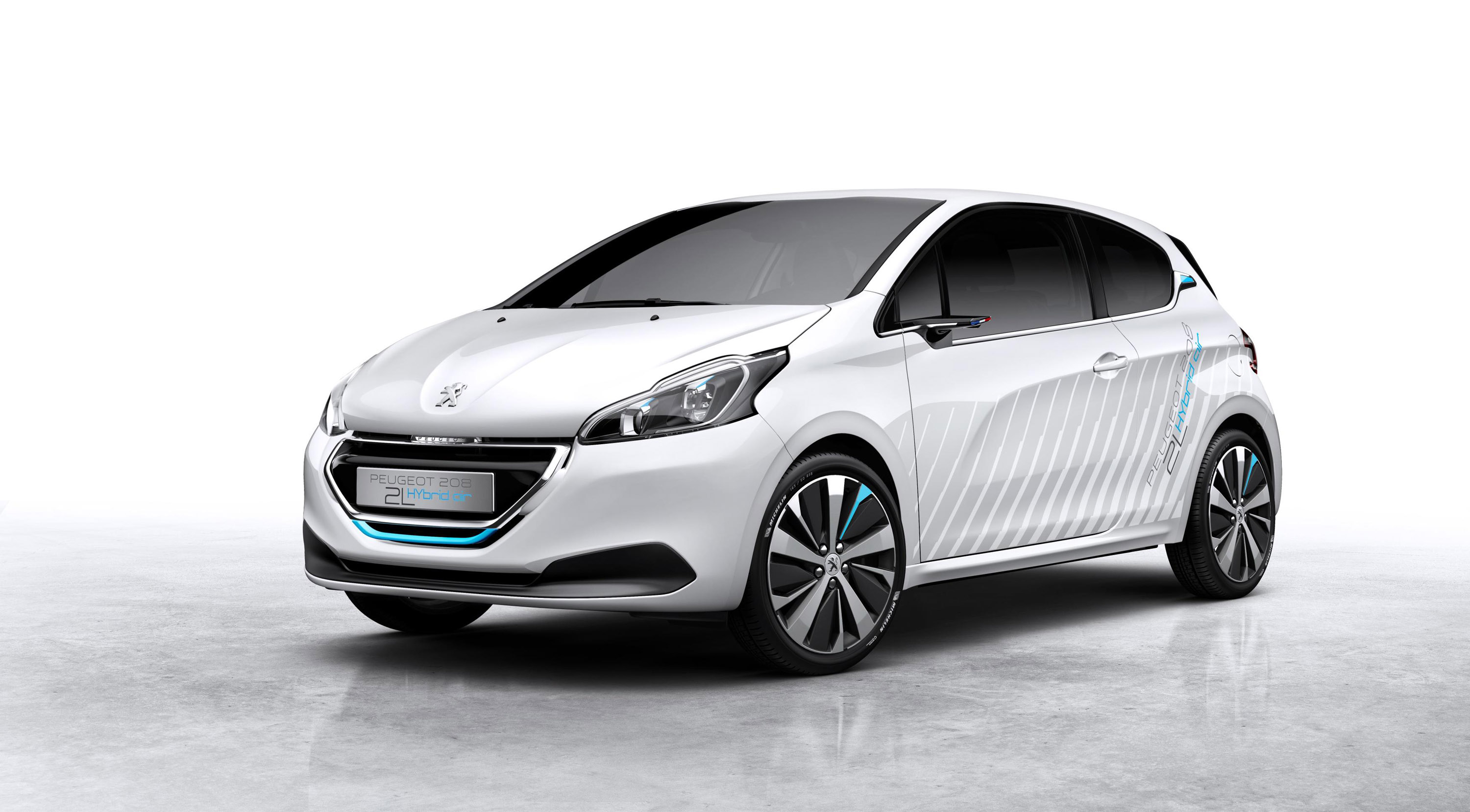 Peugeot 208 HYbrid Air 2L Demonstrator