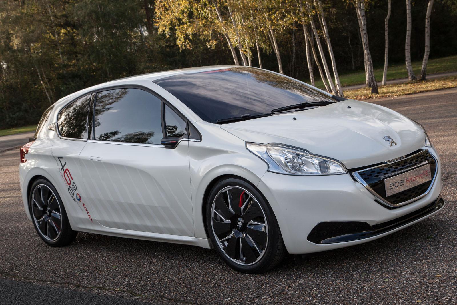 Peugeot 208 HYbrid FE Concept