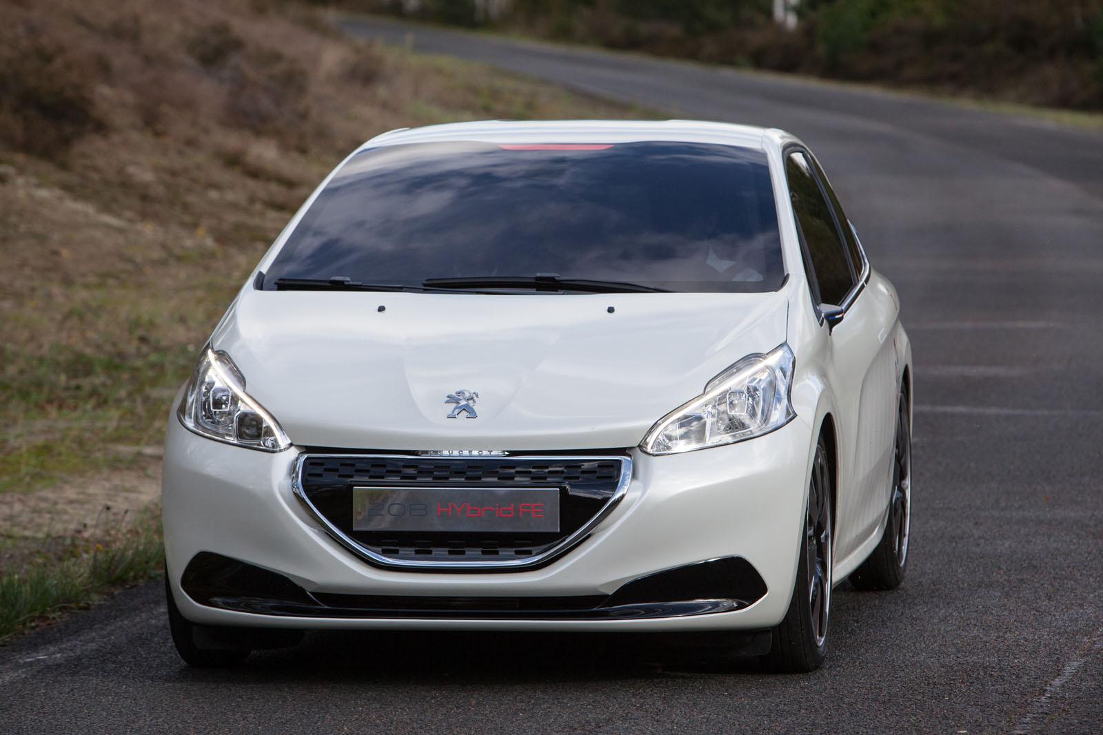 Peugeot 208 HYbrid FE Concept