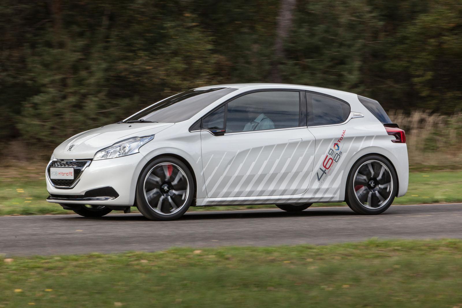 Peugeot 208 HYbrid FE Concept