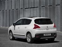 Peugeot 3008 HYbrid4 Limited Edition (2011) - picture 2 of 8