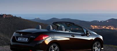 Peugeot 308 CC (2009) - picture 7 of 26