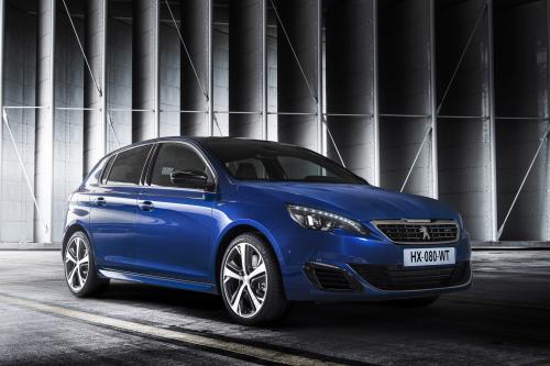 Peugeot 308 GT Hatchback (2014) - picture 1 of 4