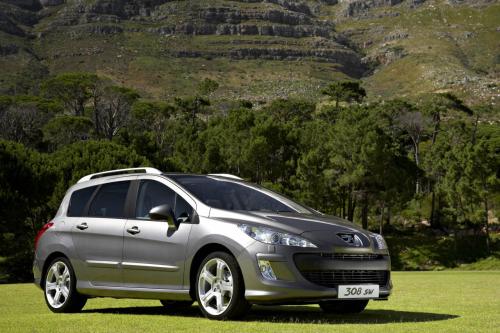 Peugeot 308 SW (2009) - picture 1 of 10