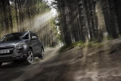 Peugeot 4008 4x4 (2012) - picture 8 of 24