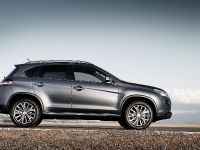 Peugeot 4008 4x4 (2012) - picture 11 of 24