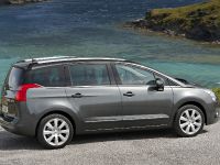 Peugeot 5008 (2010) - picture 8 of 12