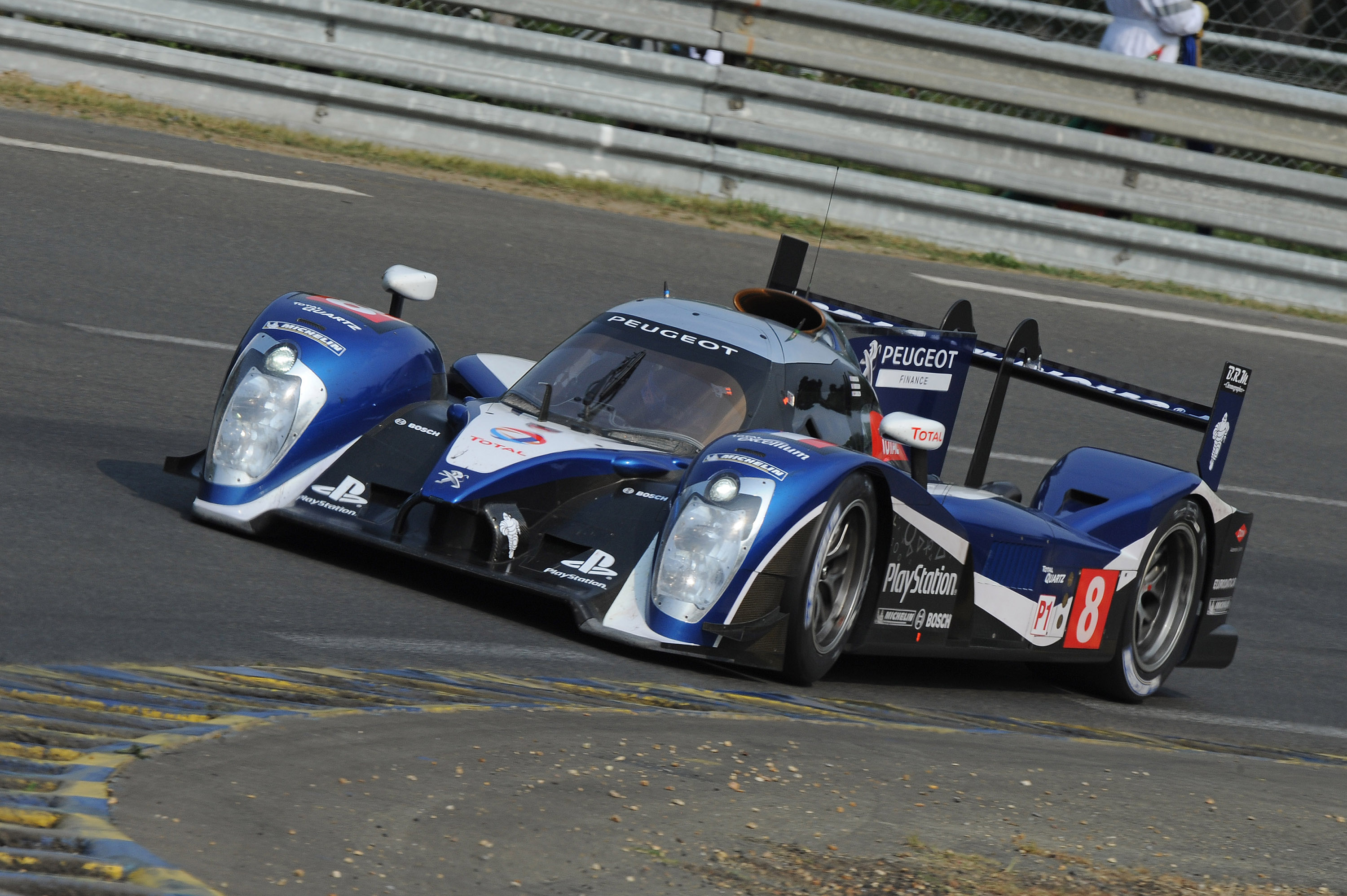 Peugeot 908 prepares for Le Mans