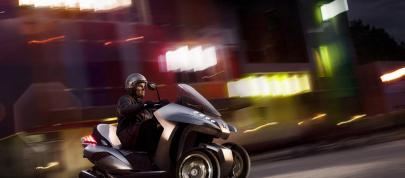 Peugeot HYbrid3 Evolution (2009) - picture 4 of 11