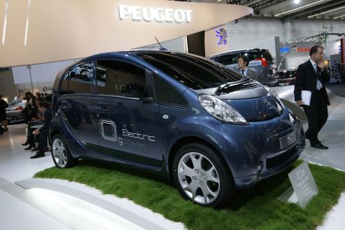 Peugeot i0n Frankfurt (2011) - picture 1 of 2