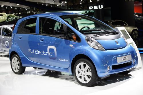 Peugeot iOn Paris (2010) - picture 1 of 2