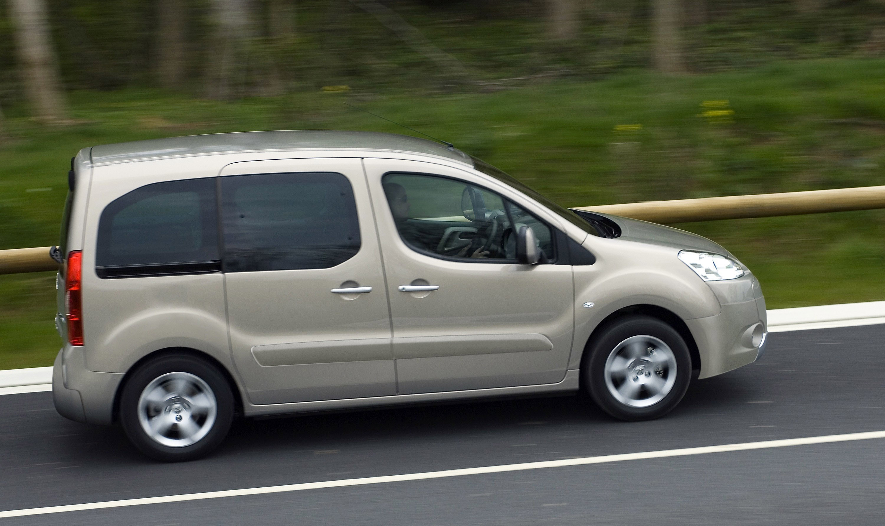 Peugeot Partner Tepee With Seven Seats